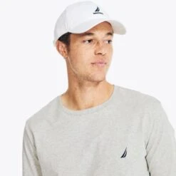 NAUTICA Men's Long-Sleeve Crew Neck Tee -Iron Stride Men Shop 2082682 006 alt2