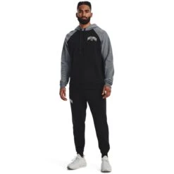 UNDER ARMOUR Men's UA Rival Fleece Wordmark Colorblock Hoodie 9 UNDER ARMOUR Men's UA Rival Fleece Wordmark Colorblock Hoodie -Iron Stride Men Shop 2083772 001 alt4